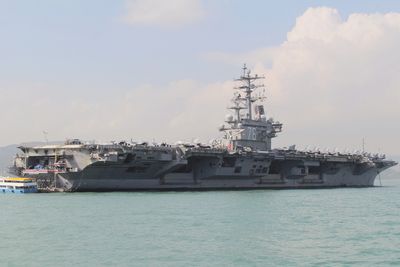 U.S. Navy deploys four warships east of Taiwan as Pelosi heads to Taipei