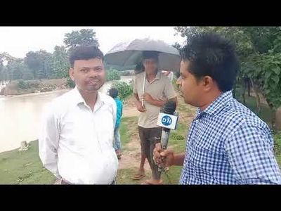 UP: Mahav Nala embankment broken in Maharajganj due to heavy rains, many acres of crops submerged, crores of Rupees spent on repair work wasted