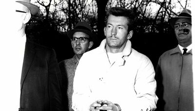 Convicted Starved Rock killer’s lawyer: DNA test casts doubt on Chester Weger’s conviction