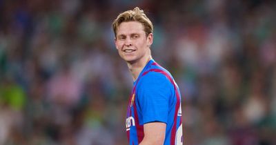 Chelsea 'beating Man Utd to Frenkie de Jong transfer' as Blues offer clincher to deal