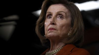 Pelosi lands in Taiwan despite warnings from Beijing and Biden