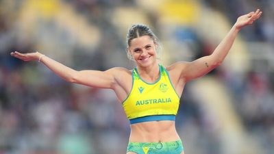 Commonwealth Games blog: Australia leads medal tally by 20 after its best day in Birmingham, with 35 medals across multiple events