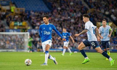 Dwight McNeil backs Frank Lampard to lift his confidence at Everton