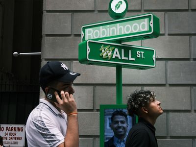 Robinhood cuts nearly a quarter of its staff as the pandemic darling loses its shine