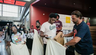 Incoming college freshmen get set for campus move-in with CHA trunk party