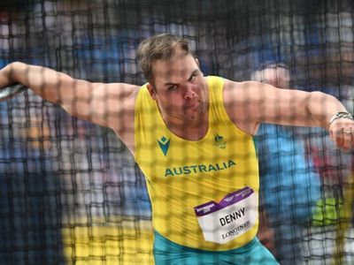 Denny zeroing in on Games discus gold