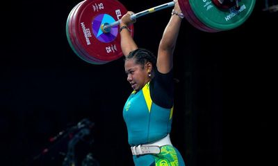 Eileen Cikamatana makes history with weightlifting gold for Australia