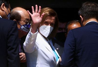 Pelosi says U.S. will not abandon Taiwan