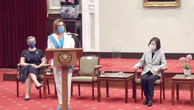 "We come in peace to the region", says Nancy Pelosi in Taiwan as 21 Chinese jets enter Taipei's Air Defence Zone