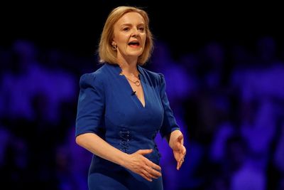 Former Treasury minister hits out at Liz Truss’s ‘endless crazy tax cuts’ and ‘laughable’ public sector U-turn
