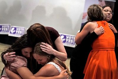 AP News Digest 3:25 am
