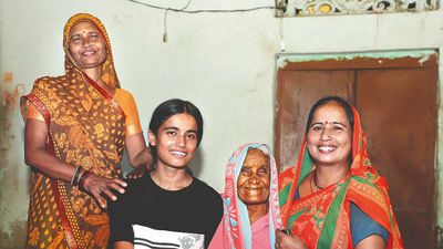 Lucknow: Self-help group worker’s daughter to fly to US to pursue academic goals