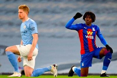 Premier League players to stop taking the knee with racism protest reserved for ‘significant moments’