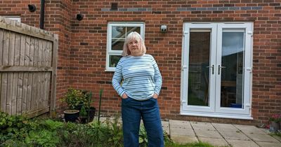 Woman stuck living with 'horrific' sewage smell in new build home as developers 'can't do anything'