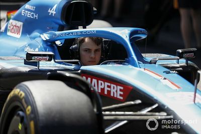 Alpine stands firm over Piastri race contract for F1 2023