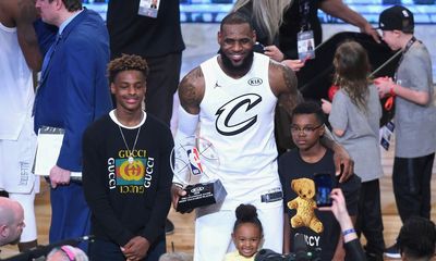 LeBron James shares video of his workout with sons Bronny and Bryce