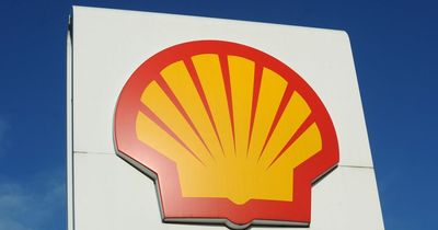 Shell hands staff big bonuses after energy firm reports record profits