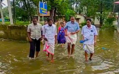 More relief camps opened in Chengannur, Kuttanad