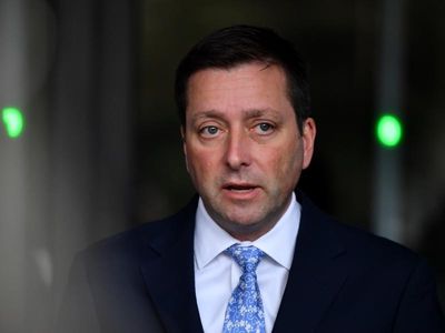 Vic Lib leader deflects 'deal' questions