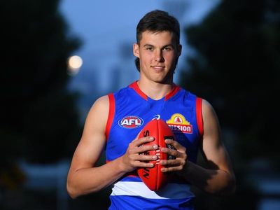 Third Darcy to make AFL debut for Bulldogs
