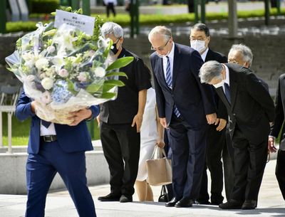 Russia's ambassador to Japan pays respects at Hiroshima - media