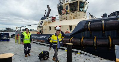 Tug workers stop for half a day as Svitzer tries to terminate enterprise agreement