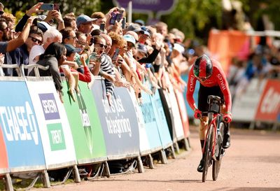 Commonwealth Games: Geraint Thomas settles for time-trial bronze after crash as Rohan Dennis wins gold