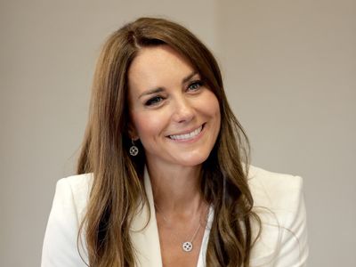 Kate Middleton shocks father after she helps his son on the train to Commonwealth Games