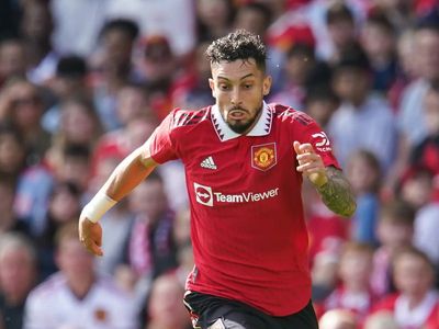 Alex Telles leaves Manchester United for Sevilla on season-long loan