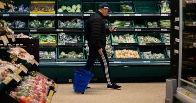 Tesco found to be reducing the size of ready meals as cost stays same or rises