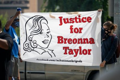 Four US cops charged over Breonna Taylor death