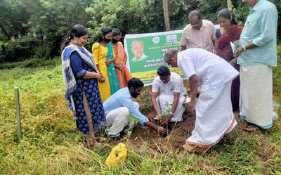 Thycattussery grama panchayat forms task force to tackle labour shortage in agriculture