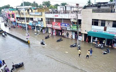 Heavy rain leaves Kalaburagi with overflowing drains, inundation