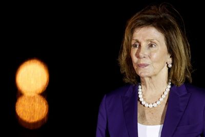 U.S. urges China not to overeact to Pelosi's visit to Taiwan