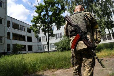 Ukrainian army’s residential bases endangering civilians: Amnesty