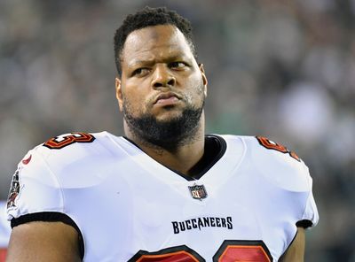 Ndamukong Suh reportedly not “remotely close” to deal with Vikings