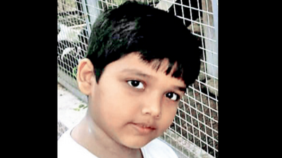 12-year-old dies of dengue in Kolkata, govt calls meet