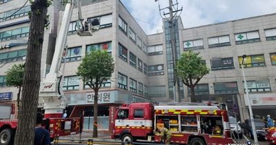 South Korea fire: Five dead and many injured or trapped after fire tears through hospital