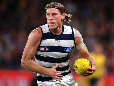 Cats' side adds intrigue to Saints clash