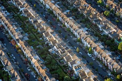 Average UK house price falls month on month for first time since June 2021