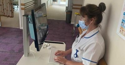 Scots hospice trials virtual reality equipment to help reduce patients' anxiety