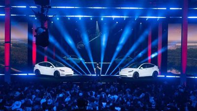 Tesla Shareholders Vote In Favor Of 3-For-1 Stock Split