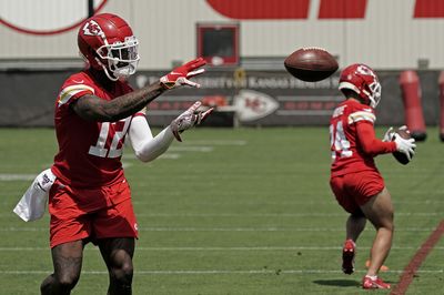 Andy Reid says Josh Gordon is working hard amid Chiefs’ WR competition