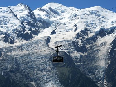 Mont Blanc climbers asked for €15,000 rescue or funeral deposit