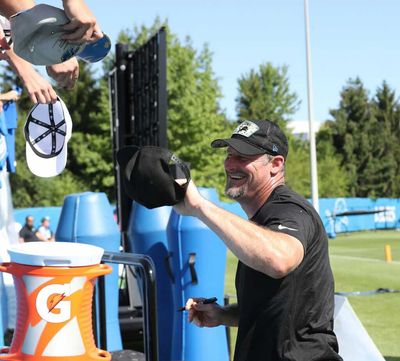 Dan Campbell comes through for a young Lions fan at training camp