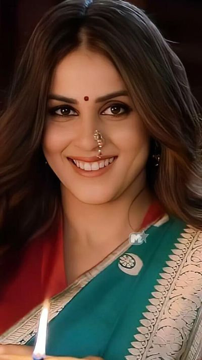 10 times when Genelia Deshmukh exceeded elegance in a saree