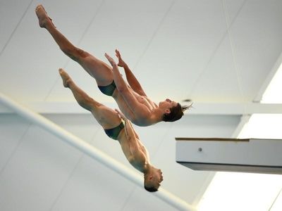 Cool heads prevail for Games diving bronze
