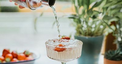 Get four cocktails at Down The Hatch for half price in new Wowcher deal