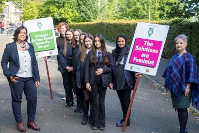 Glasgow schoolgirls awarded international prize for feminist COP26 event