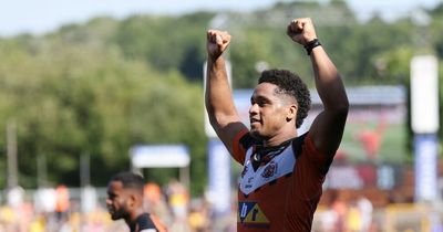 Leeds Rhinos complete Derrell Olpherts move as Castleford Tigers winger makes move